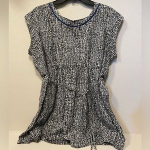 Motherhood Maternity Black and White Top - XL